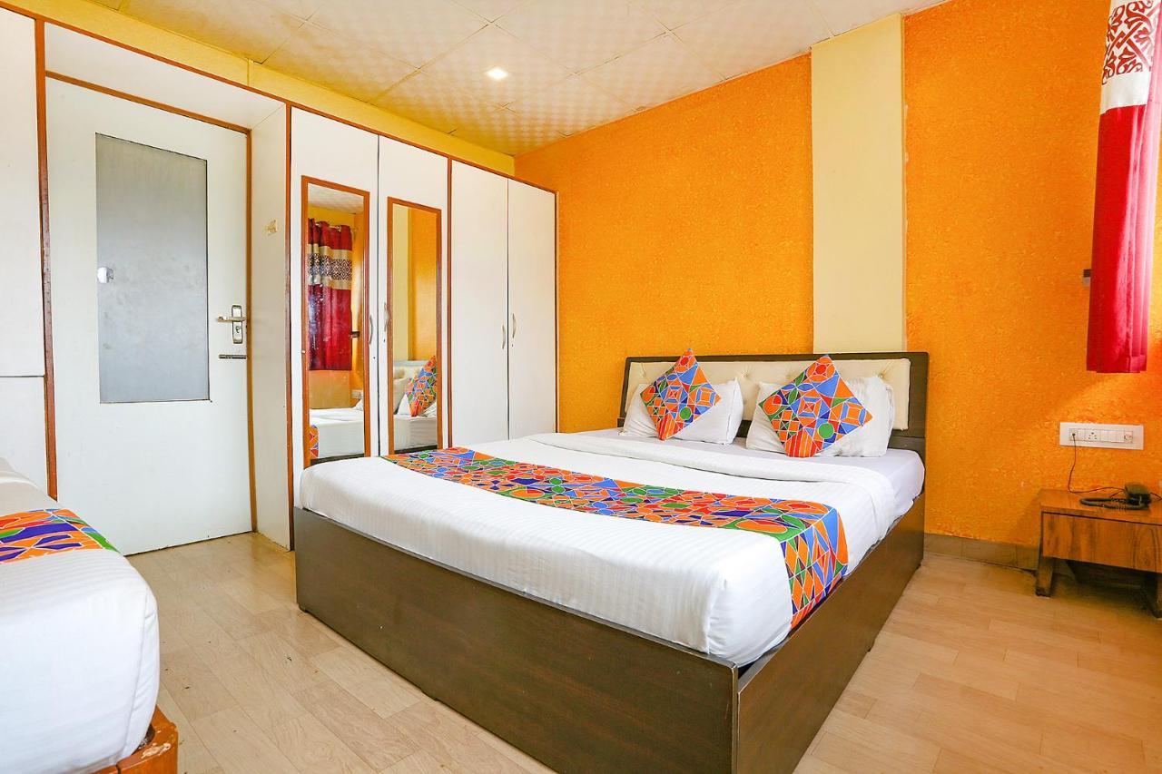 Fabexpress Dream Inn Bombay Esterno foto