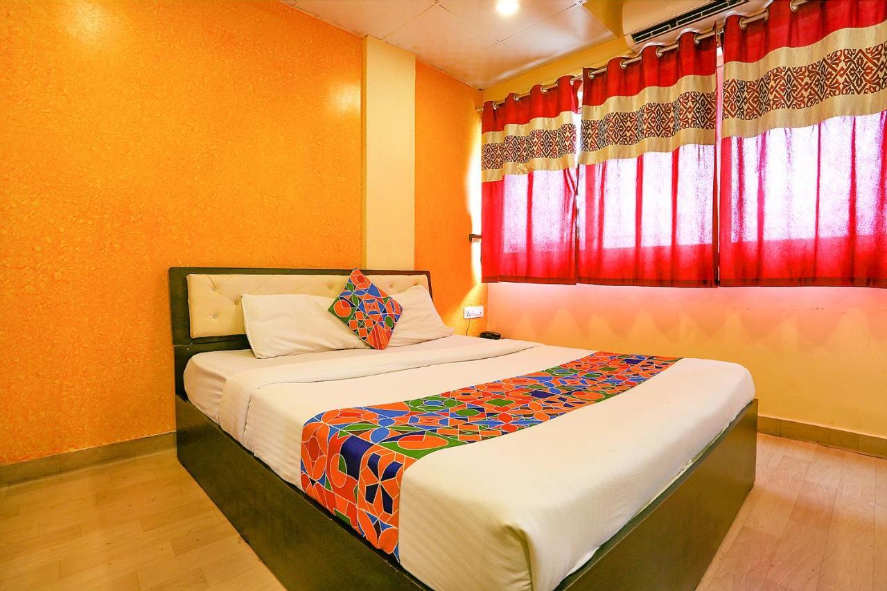 Fabexpress Dream Inn Bombay Esterno foto